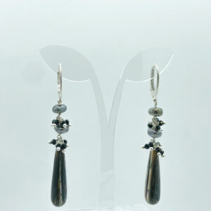 Orecchini con abalone, labradorite e melanite